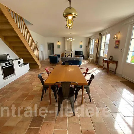 Holiday home La Maison Des Quatre Chemins *