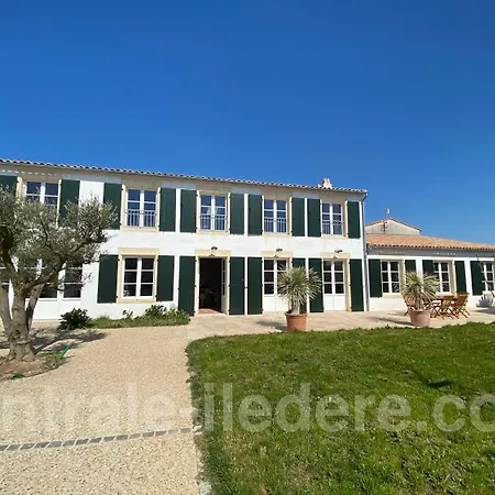 La Maison Des Quatre Chemins 別荘