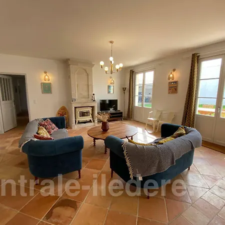 別荘 La Maison Des Quatre Chemins